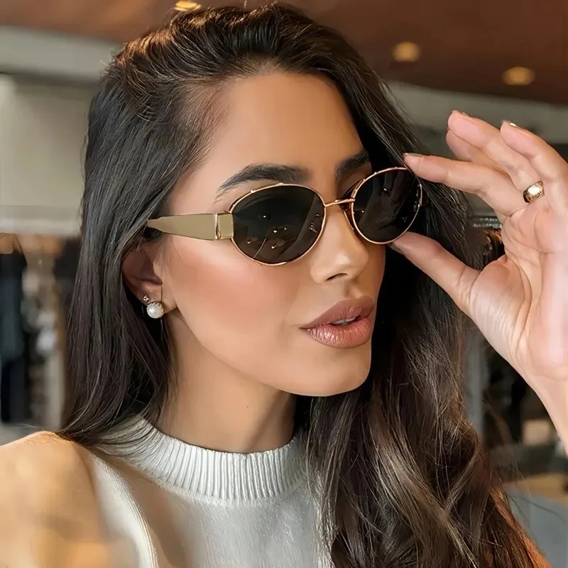New Oval Sunglasses for Women  - Metal Photo Panel avis et prix
